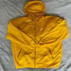 Nike hooded windbreaker yellow💛🧀